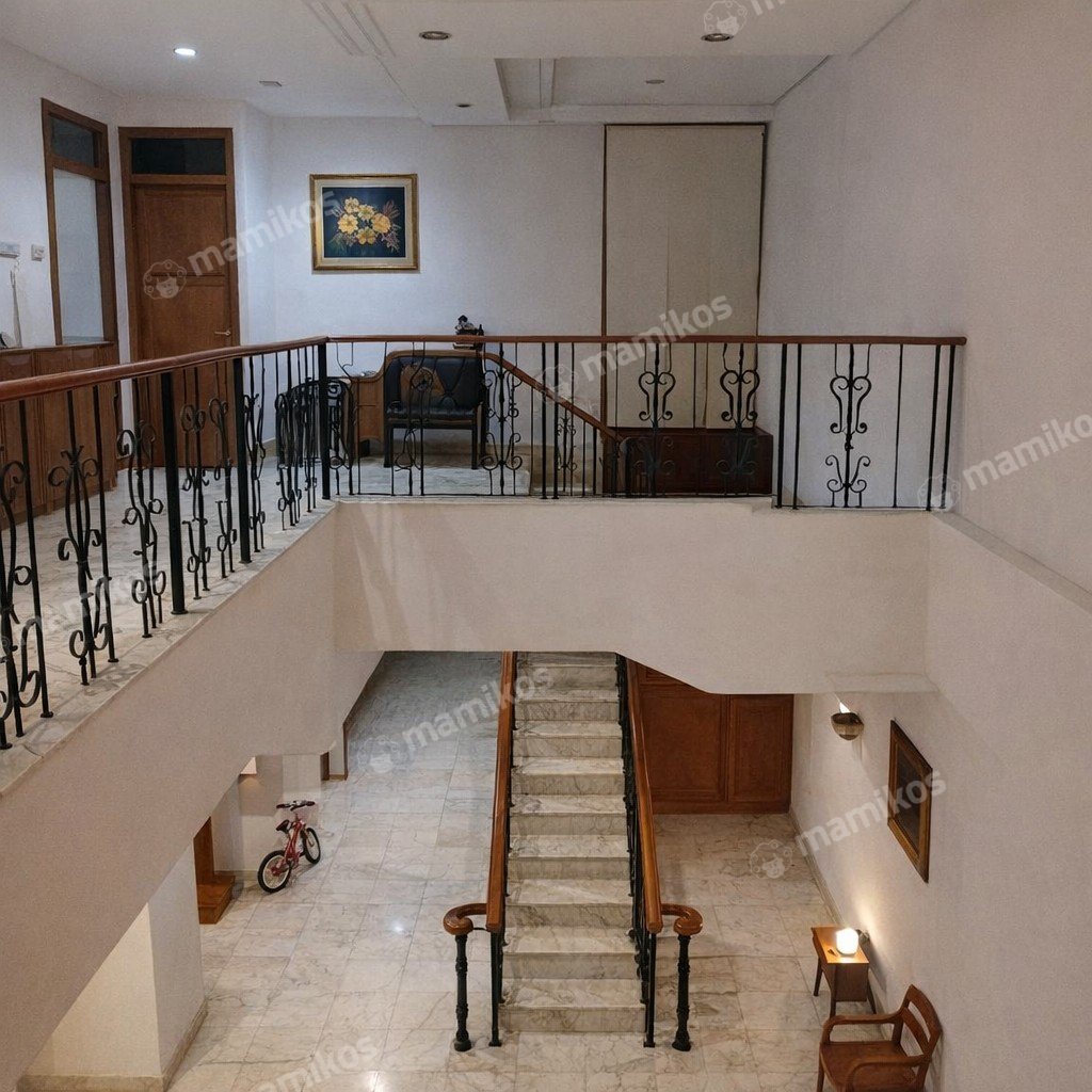 Rumah Sertifikat SHM 4 Kamar Tidur 3 Kamar Mandi Kemang Jakarta Selatan - Photo 5