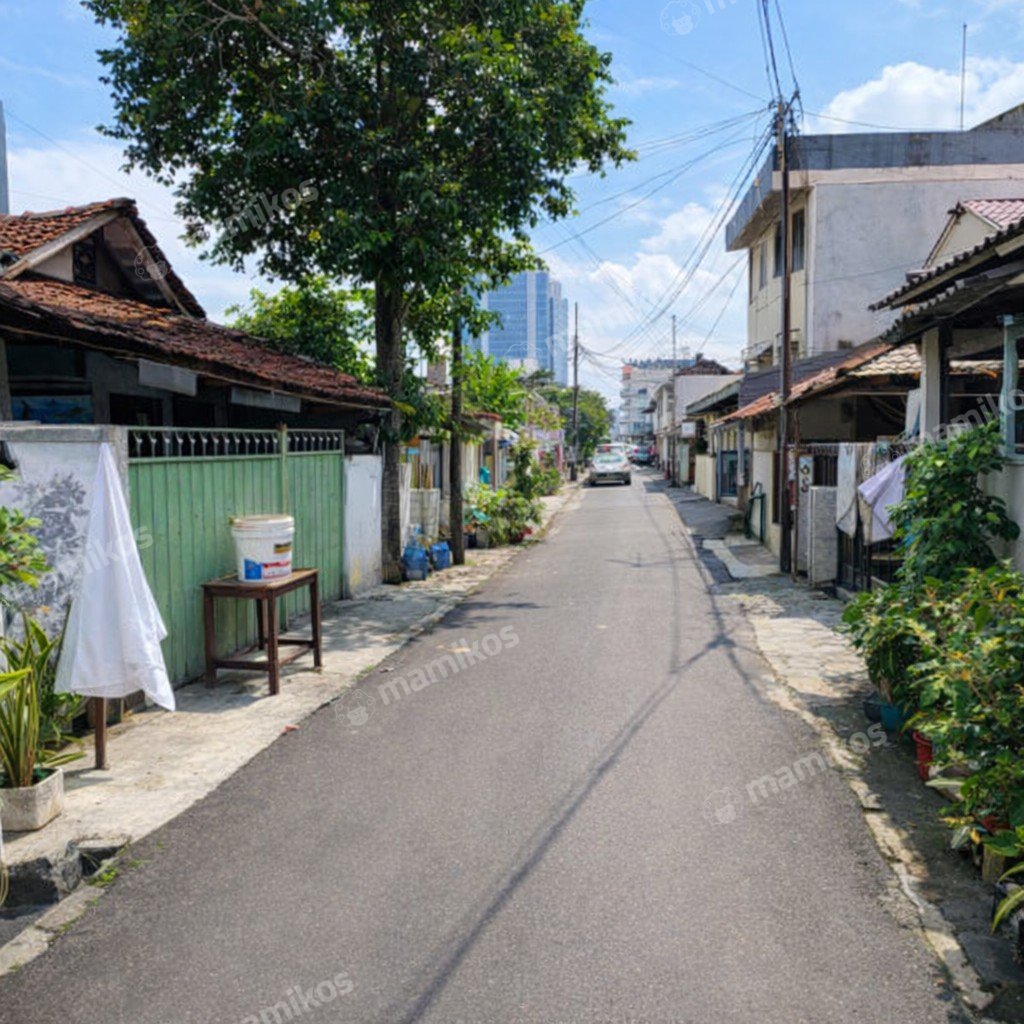 Rumah Sertifikat SHM 2 Kamar Tidur 2 Kamar Mandi Kebayoran Baru Jakarta Selatan - Photo 2