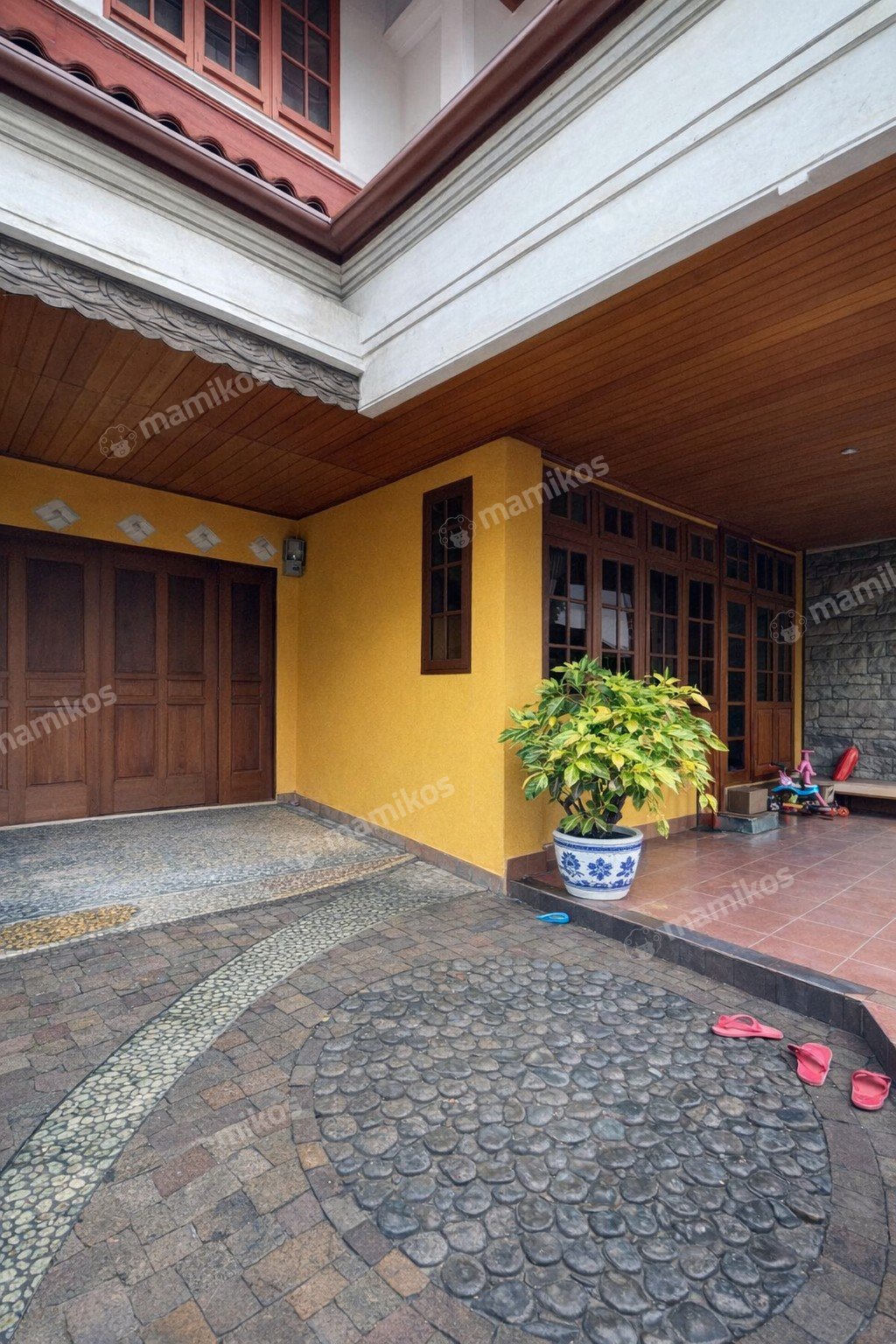 Rumah Sertifikat SHM 8 Kamar Tidur 4 Kamar Mandi Duren Sawit Jakarta Timur - Photo 2