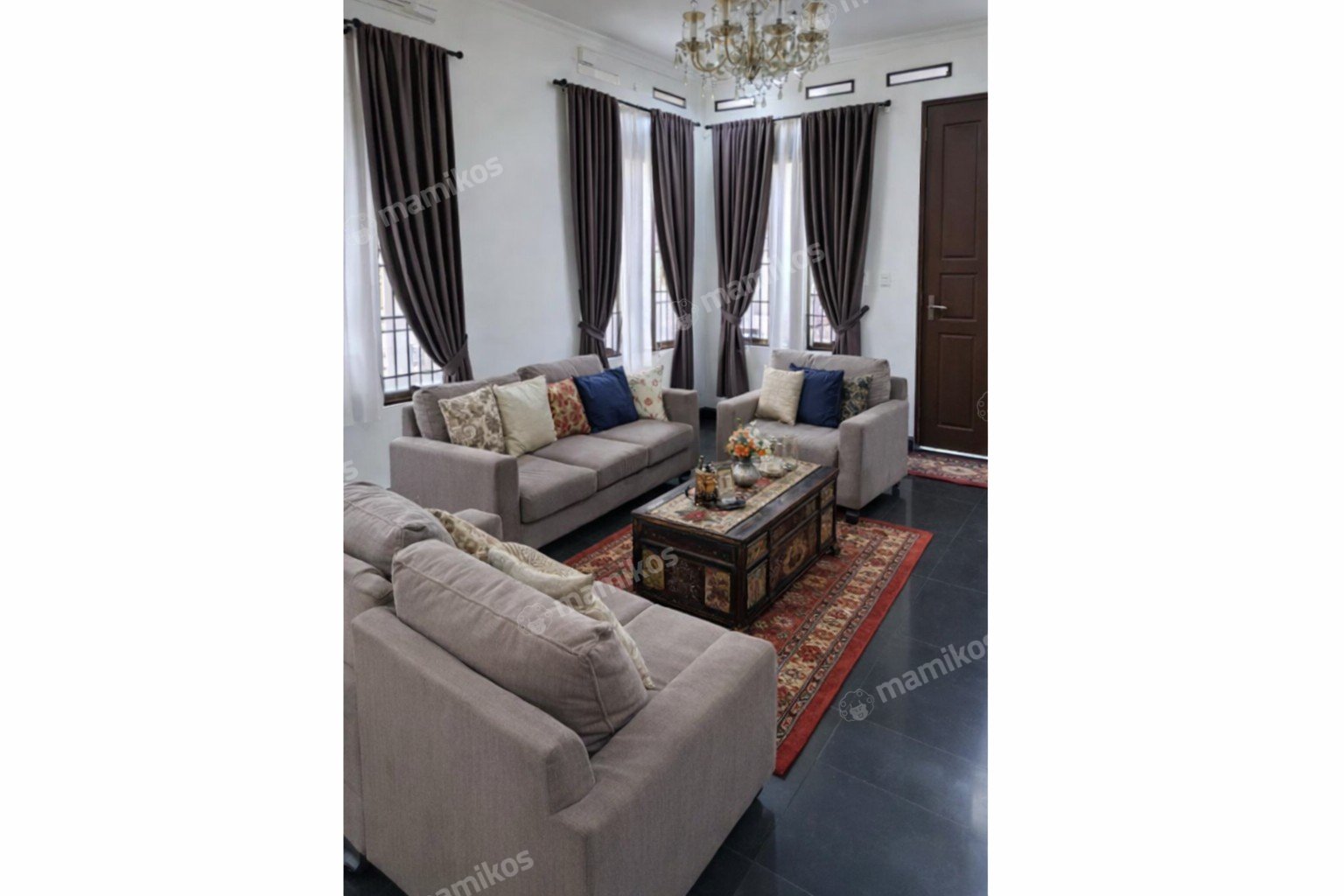 Rumah Sertifikat SHM 8 Kamar Tidur 9 Kamar Mandi Legenda Wisata Jakarta Timur - Photo 3