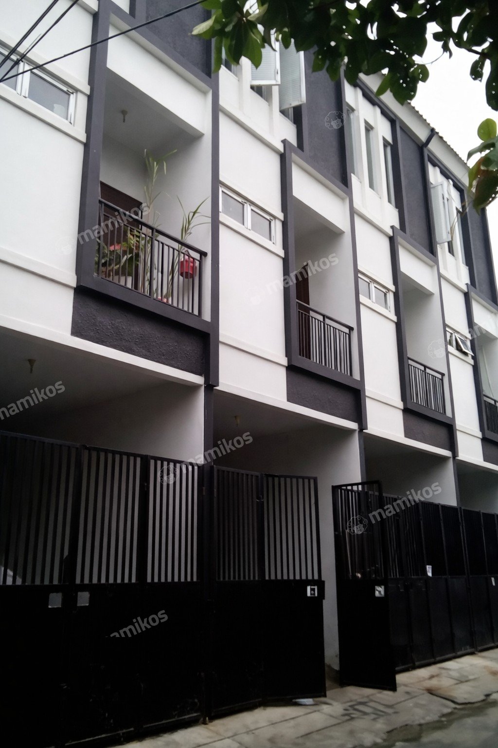 Rumah Sertifikat SHM 4 Kamar Tidur 4 Kamar Mandi Kapuk Jakarta Utara - Photo 4