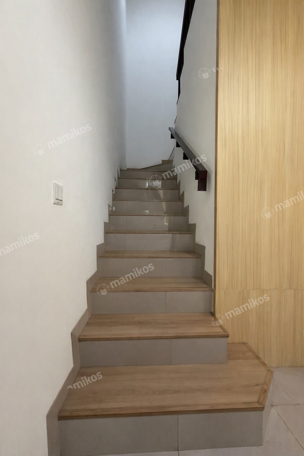 Rumah Sertifikat SHM 3 Kamar Tidur 2 Kamar Mandi Pantai Indah Kapuk 2 Jakarta Utara - Photo 5