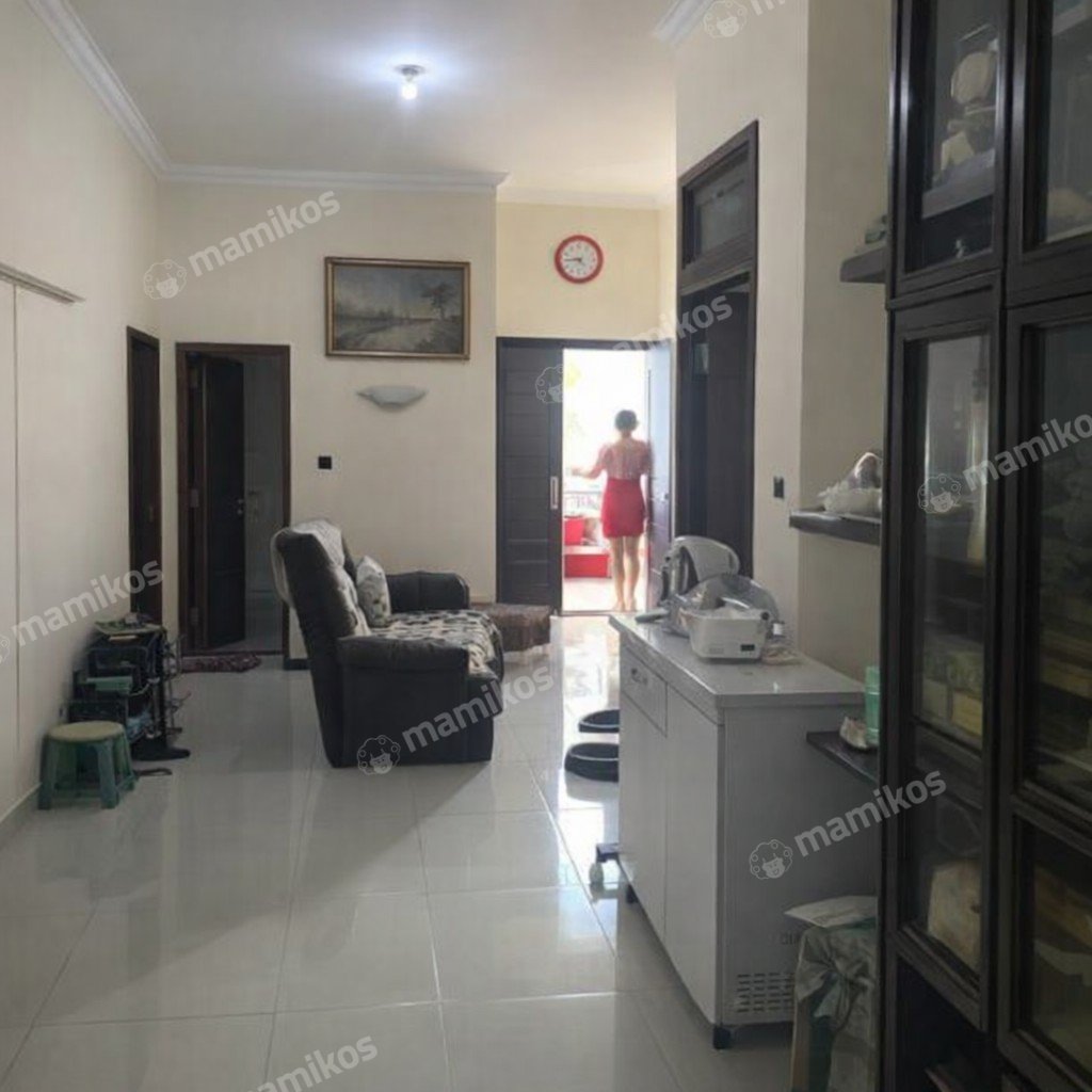 Rumah Sertifikat SHM 4 Kamar Tidur 4 Kamar Mandi Sunrise Garden Jakarta Barat - Photo 5