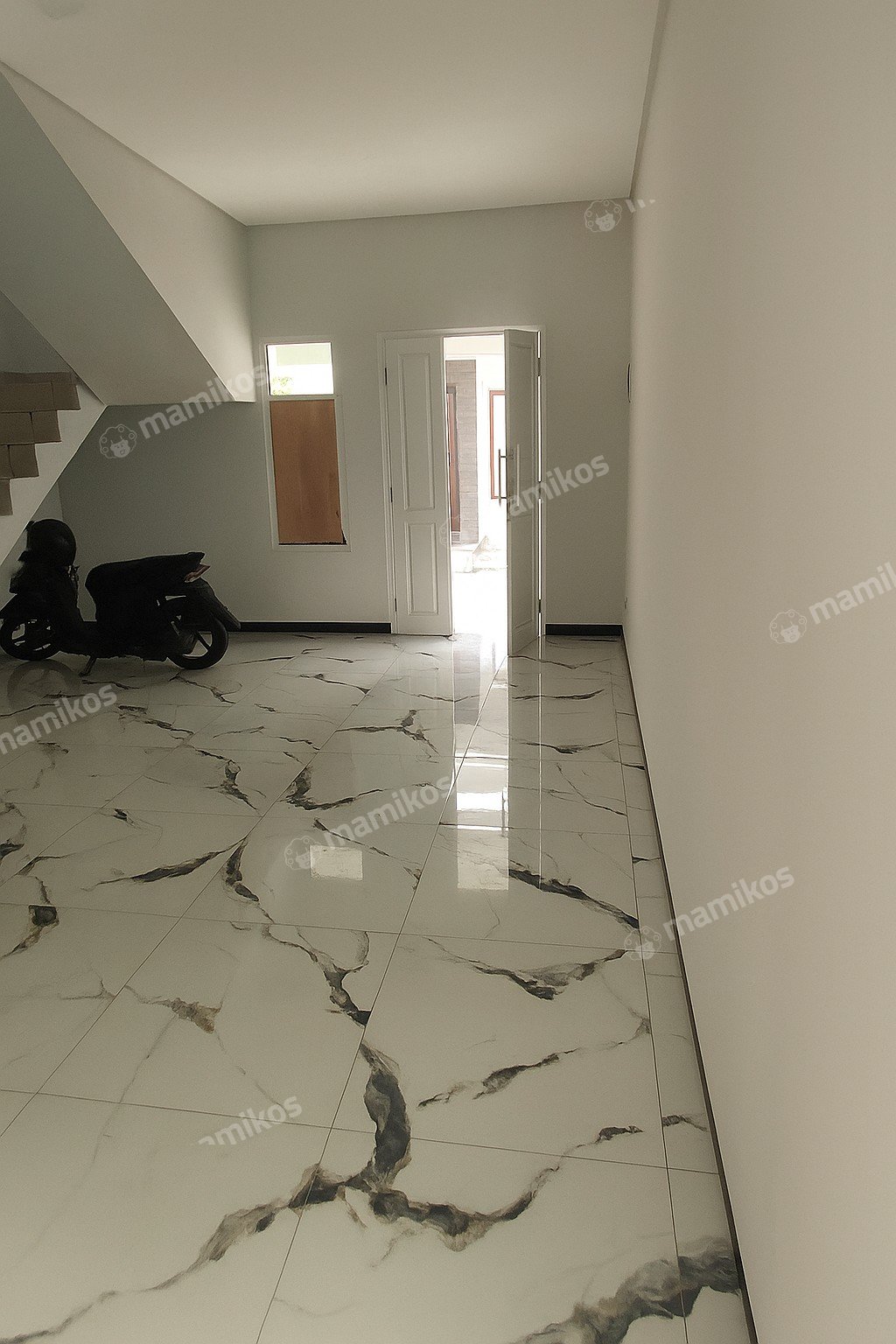 Rumah Sertifikat SHM 3 Kamar Tidur 3 Kamar Mandi Duri Kosambi Jakarta Barat - Photo 2