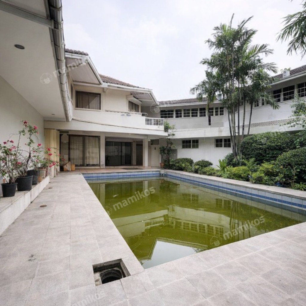 Rumah Sertifikat SHM 6 Kamar Tidur 6 Kamar Mandi Kebayoran Baru Jakarta Selatan - Photo 4