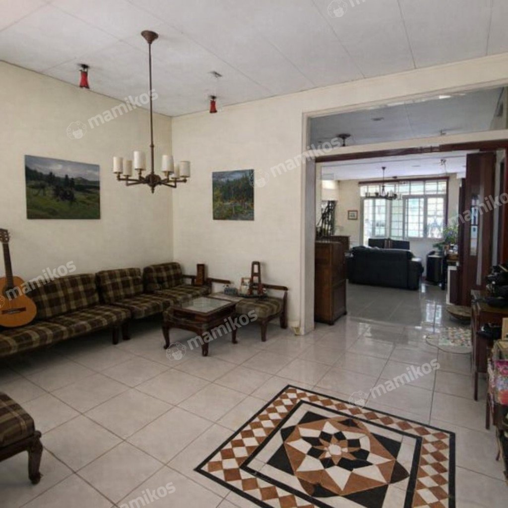 Rumah Sertifikat SHM 4 Kamar Tidur 2 Kamar Mandi Lebak Bulus Jakarta Selatan