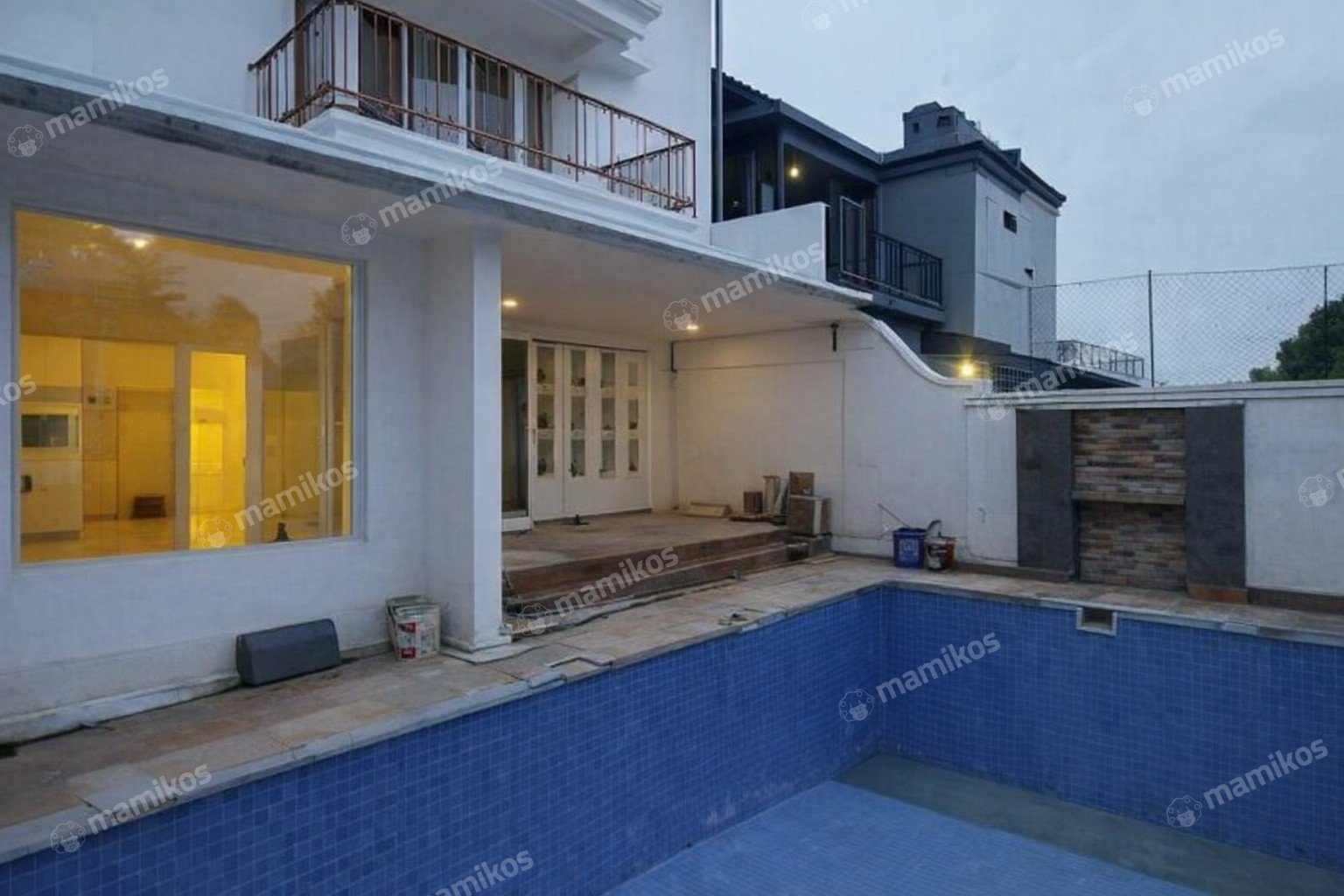 Rumah Sertifikat SHM 4 Kamar Tidur 4 Kamar Mandi Cilandak Jakarta Selatan