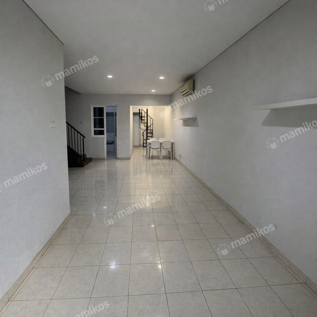 Rumah Sertifikat SHM 4 Kamar Tidur 3 Kamar Mandi Raffles Hills Jakarta Timur - Photo 4