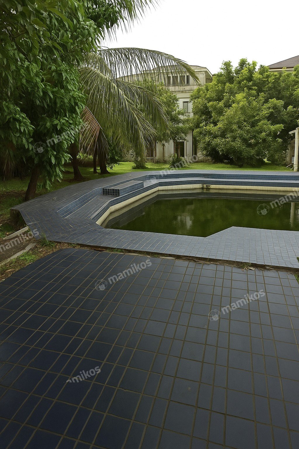 Rumah Sertifikat SHM 10 Kamar Tidur 10 Kamar Mandi Lebak Bulus Jakarta Selatan - Photo 2