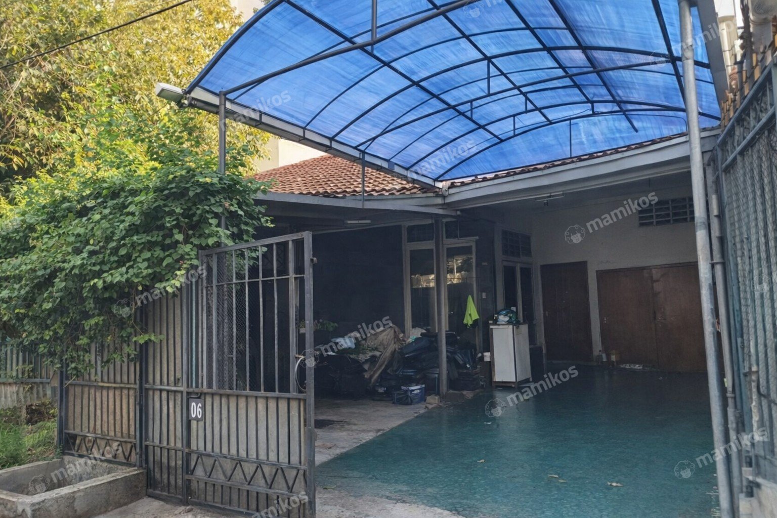 Rumah Sertifikat SHM 7 Kamar Tidur 3 Kamar Mandi Cawang Jakarta Timur