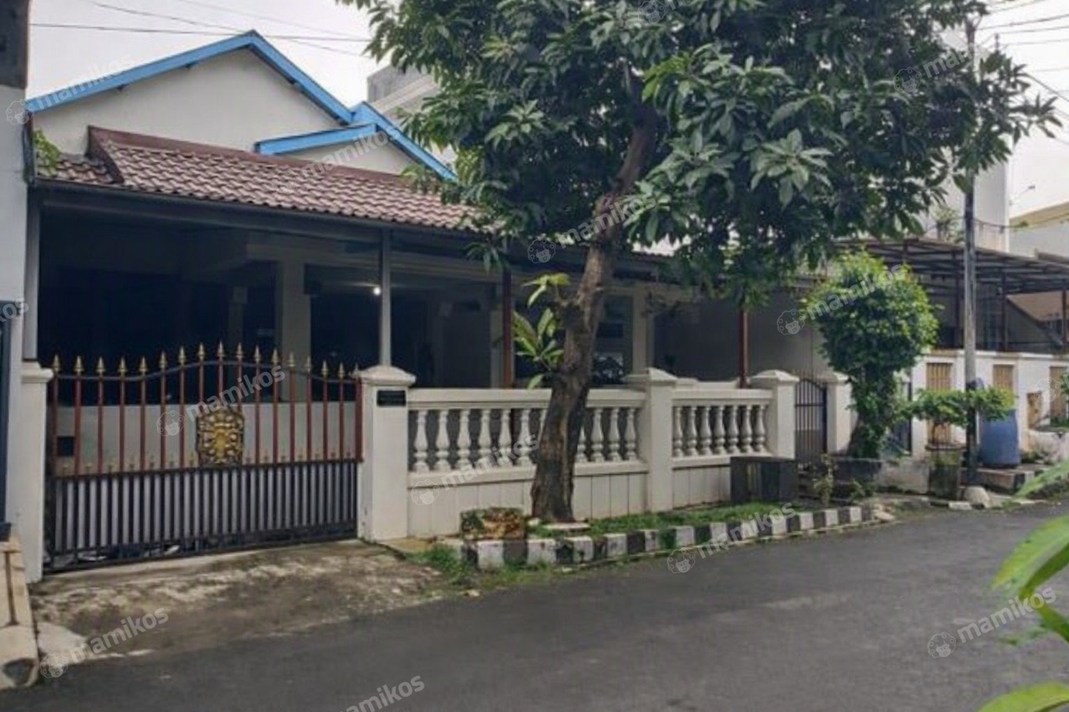 Rumah Sertifikat SHM 3 Kamar Tidur 2 Kamar Mandi Kelapa Gading Jakarta Utara - Photo 2