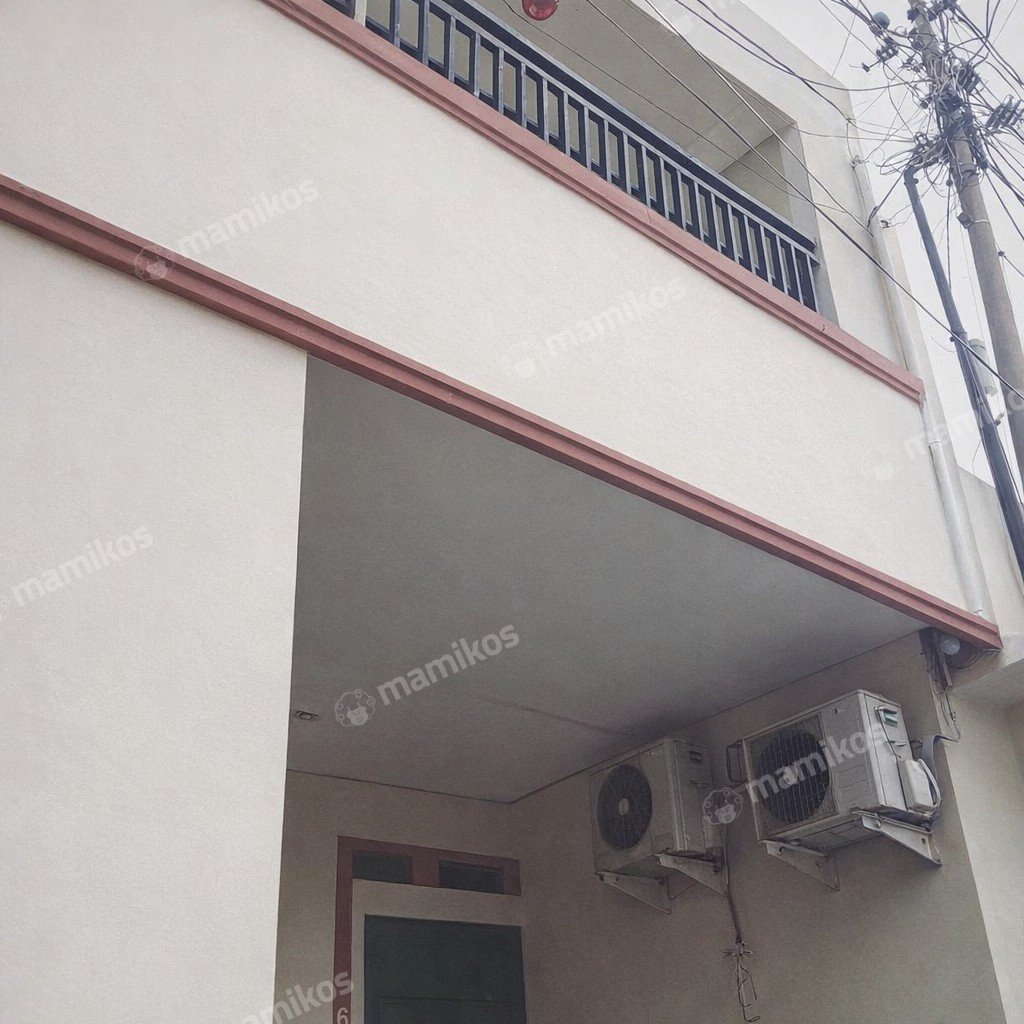 Rumah Sertifikat SHM 6 Kamar Tidur 1 Kamar Mandi Gandaria Jakarta Selatan - Photo 3