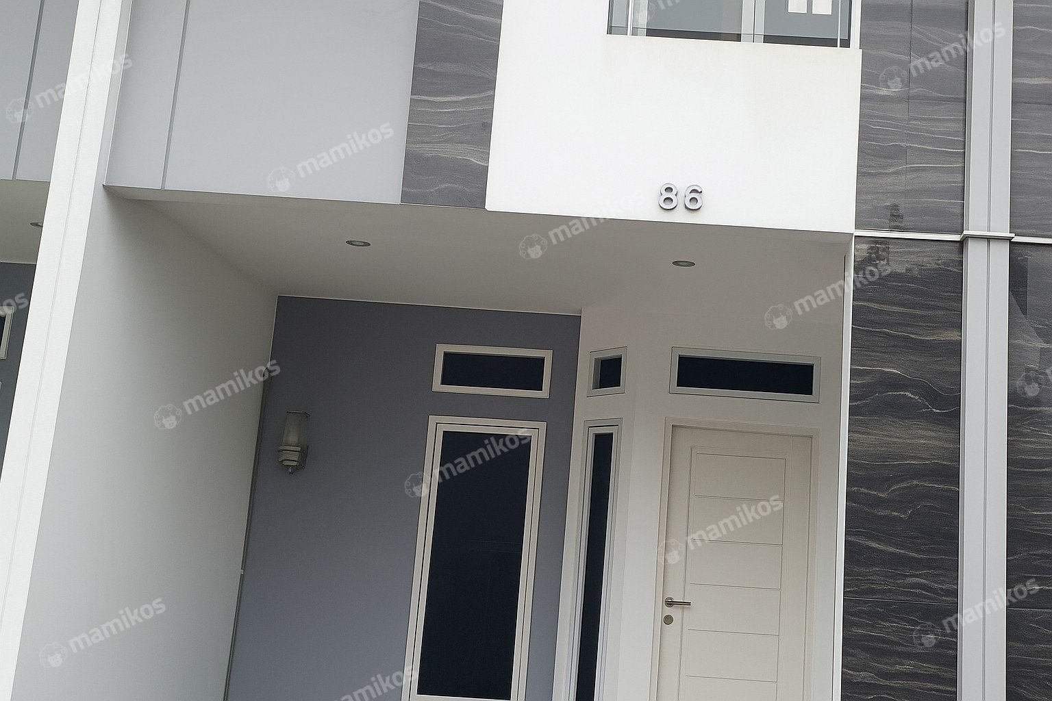Rumah Sertifikat SHM 2 Kamar Tidur 2 Kamar Mandi Jatinegara Jakarta Timur