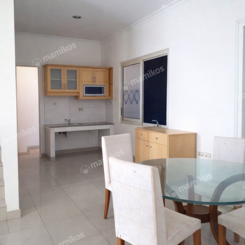 Rumah Sertifikat SHM 5 Kamar Tidur 4 Kamar Mandi Tomang Jakarta Barat - Photo 3