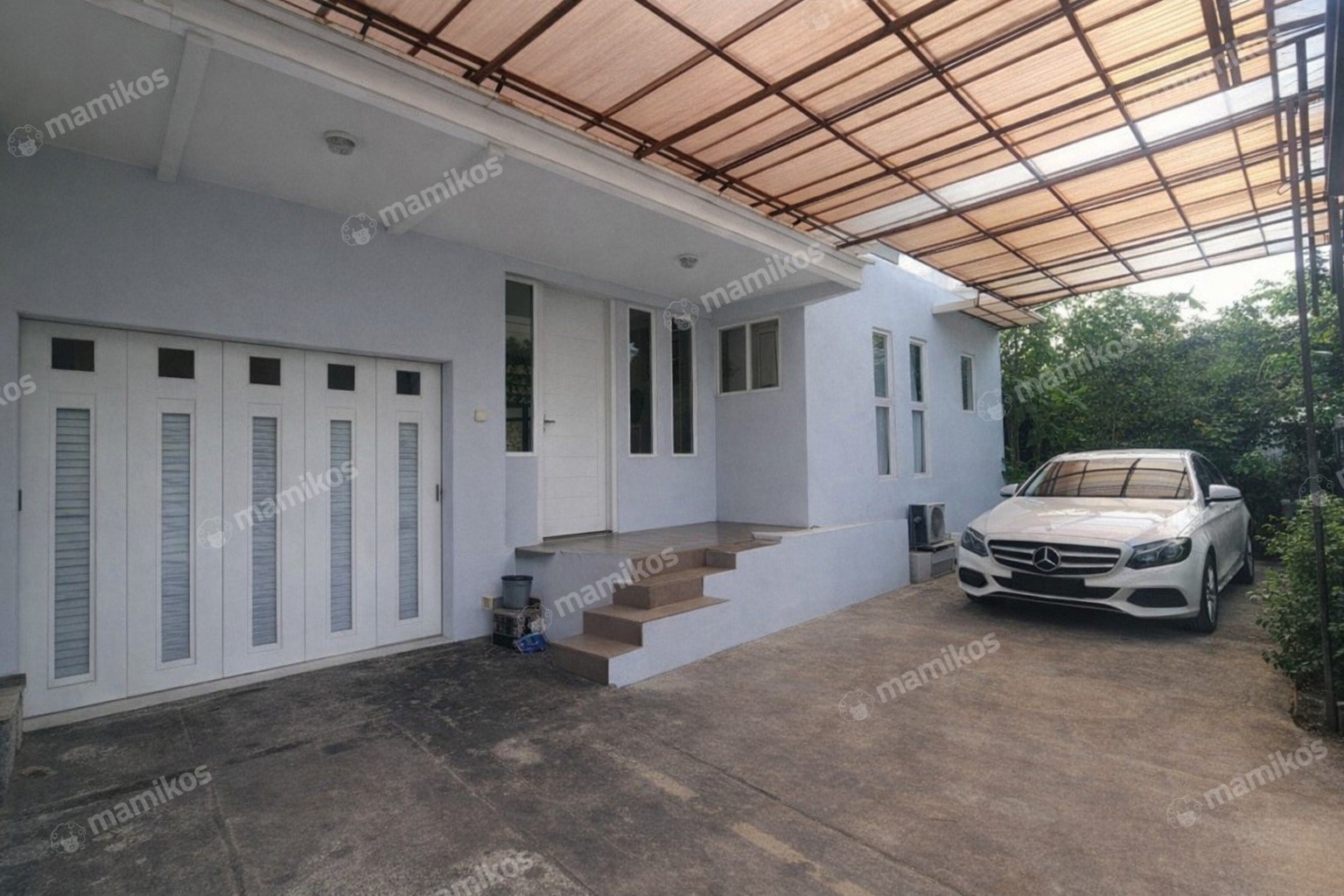 Rumah Sertifikat SHM 6 Kamar Tidur 4 Kamar Mandi Kembangan Jakarta Barat - Photo 3