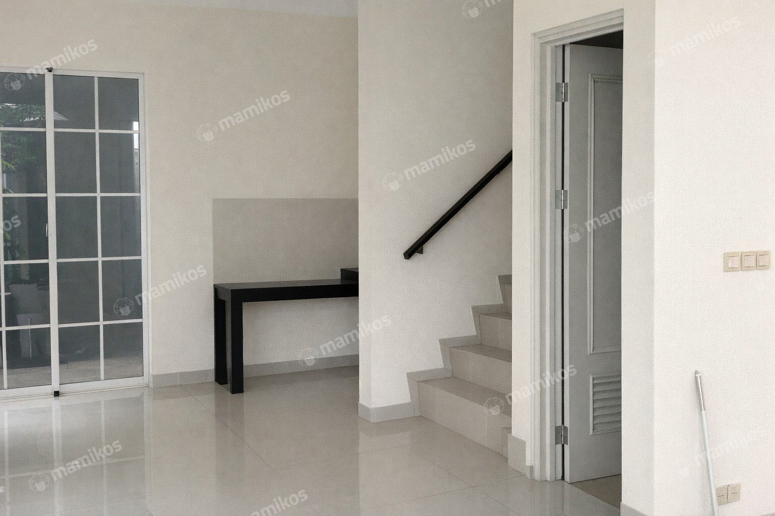 Rumah Sertifikat SHM 4 Kamar Tidur 3 Kamar Mandi Green Lake City Jakarta Barat