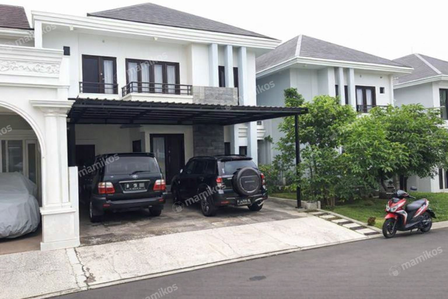 Rumah Sertifikat SHM 4 Kamar Tidur 4 Kamar Mandi Kota Wisata Jakarta Timur