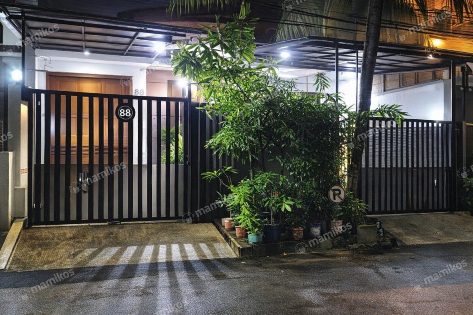 Rumah Sertifikat SHM 4 Kamar Tidur 4 Kamar Mandi Sunter Jakarta Utara