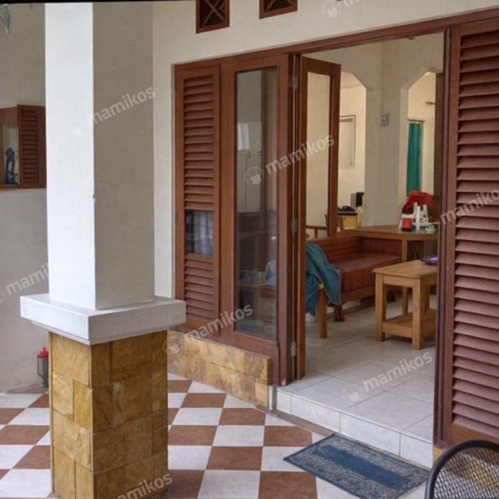 Rumah Sertifikat SHM 8 Kamar Tidur 5 Kamar Mandi Condet Jakarta Timur - Photo 4