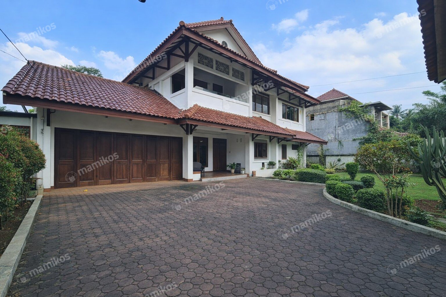 Rumah Sertifikat SHM 6 Kamar Tidur 4 Kamar Mandi Pondok Labu Jakarta Selatan