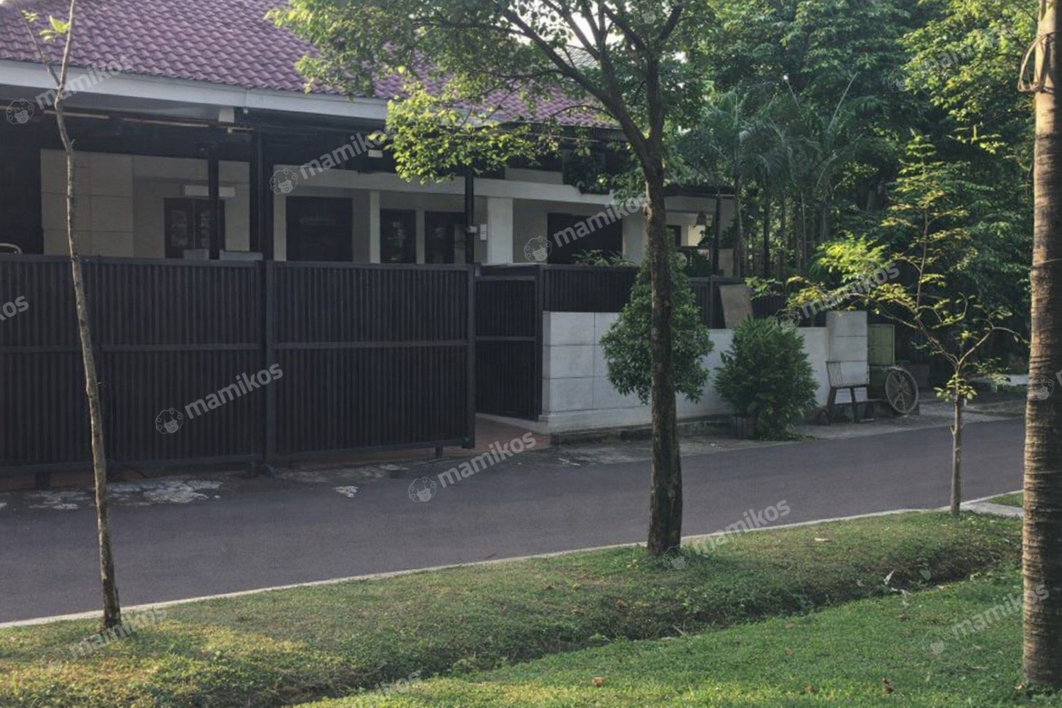 Rumah Sertifikat SHM 4 Kamar Tidur 4 Kamar Mandi Pesanggrahan Jakarta Selatan