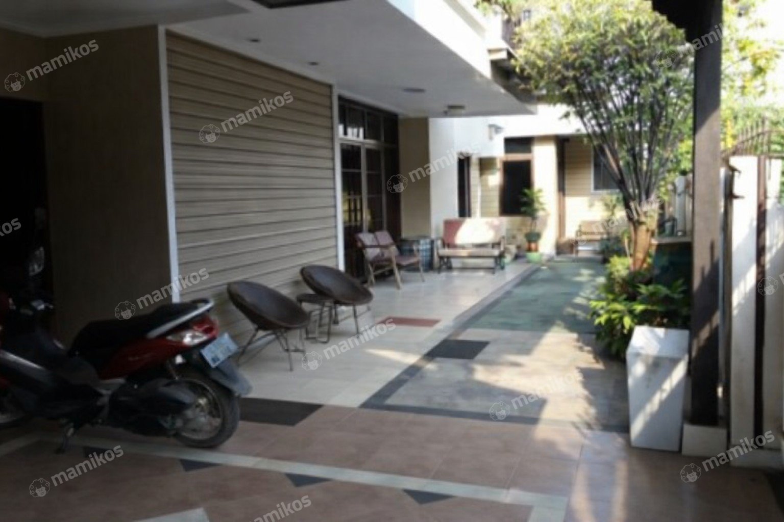 Rumah Sertifikat SHM 5 Kamar Tidur 3 Kamar Mandi Kelapa Gading Jakarta Utara - Photo 2