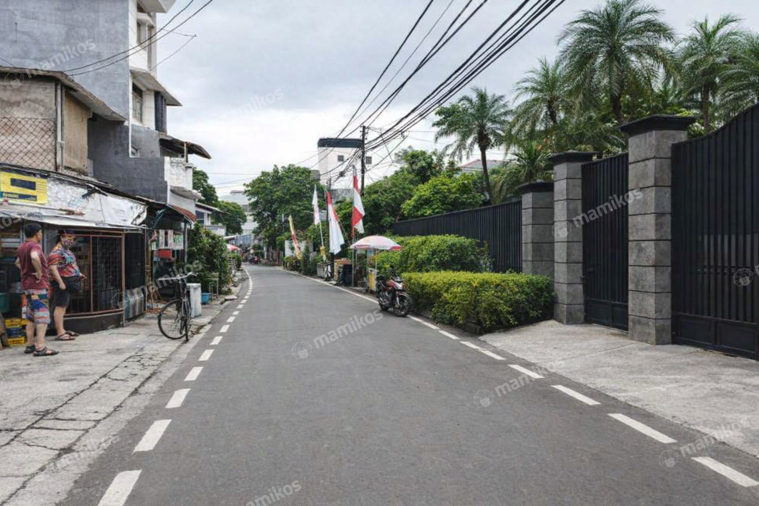Rumah Sertifikat SHM 2 Kamar Tidur 2 Kamar Mandi Kebon Jeruk Jakarta Barat - Photo 3