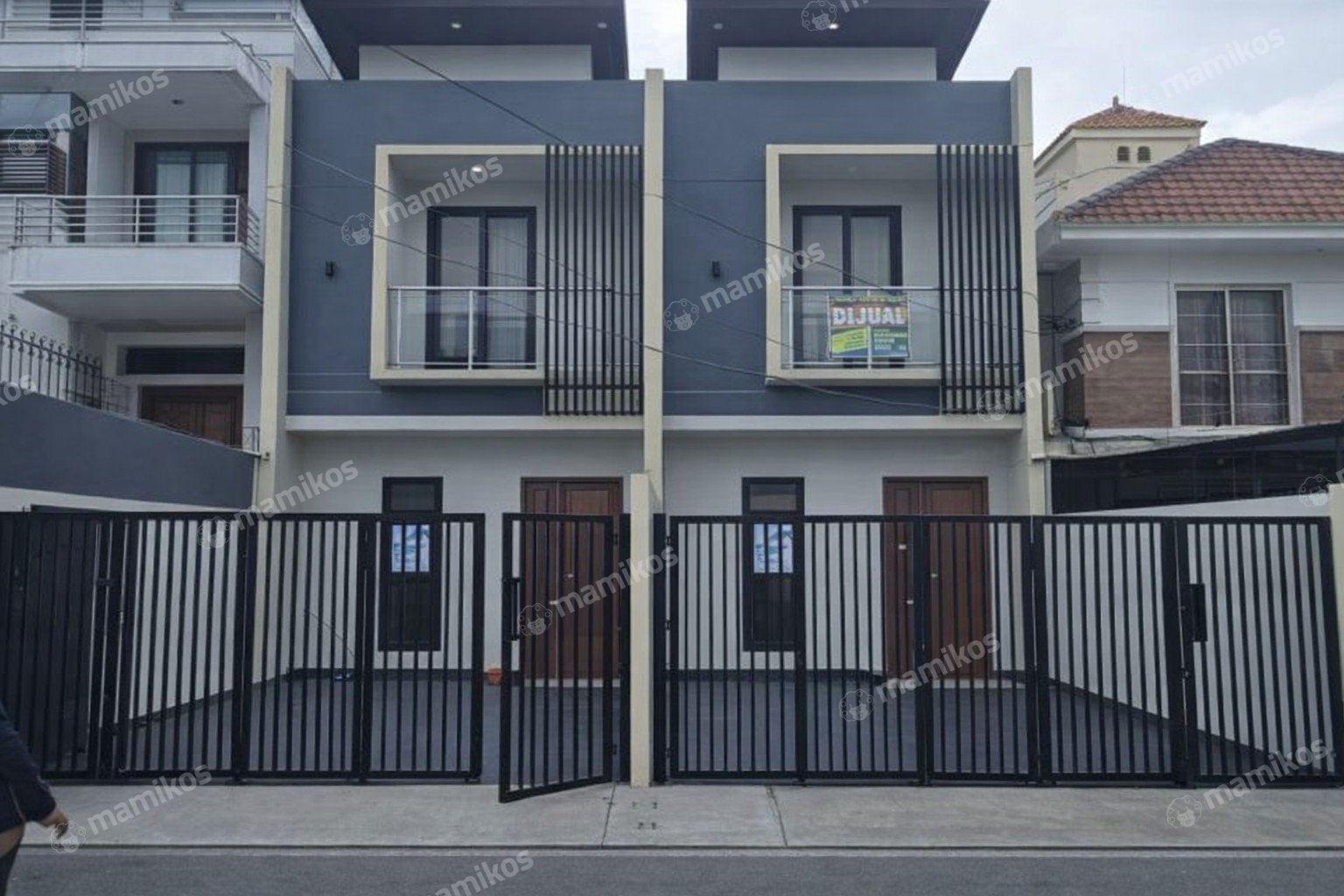 Rumah Sertifikat SHM 3 Kamar Tidur 3 Kamar Mandi Meruya Jakarta Barat