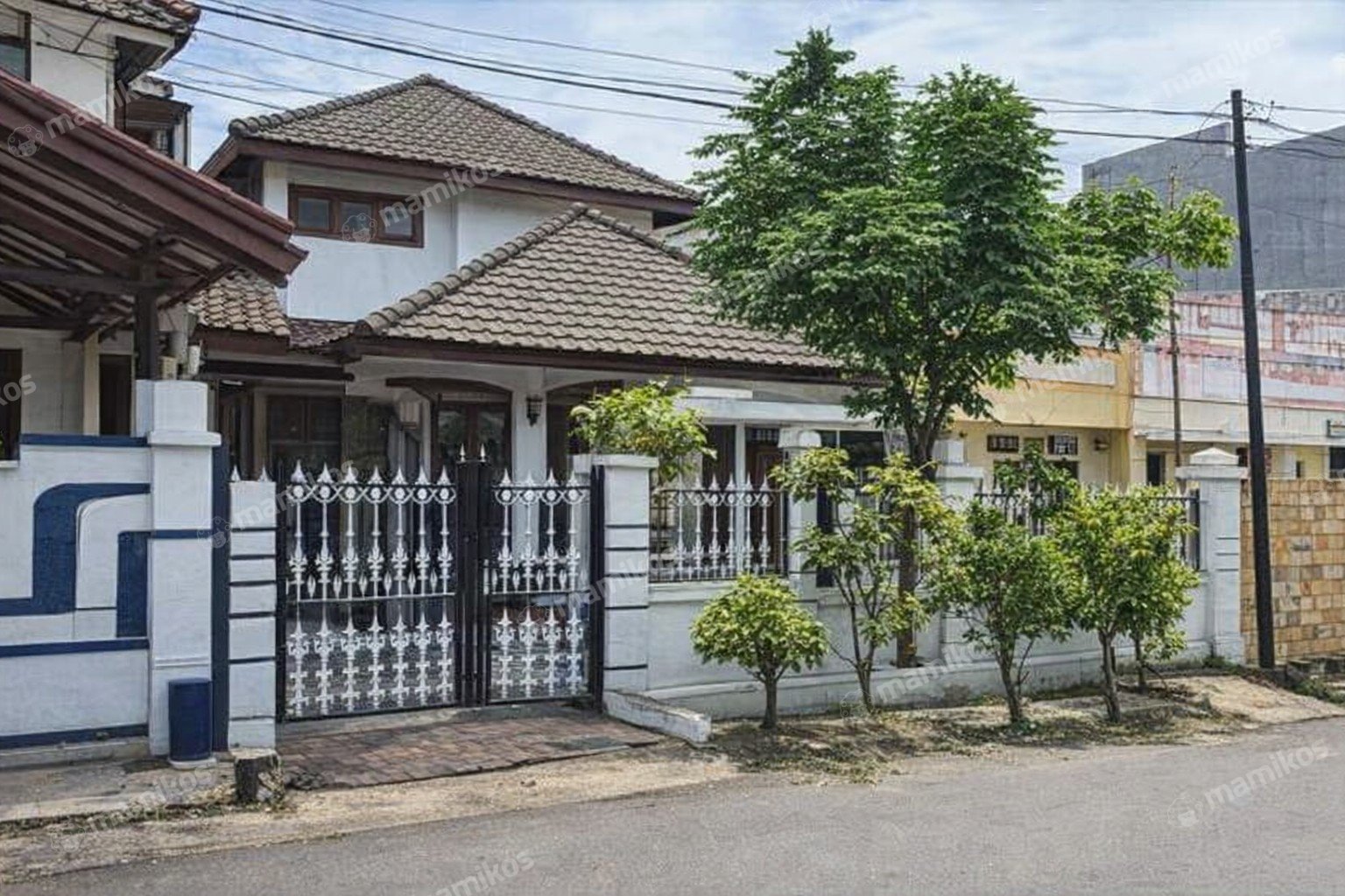 Rumah Sertifikat SHM 4 Kamar Tidur 3 Kamar Mandi Kalideres Jakarta Barat