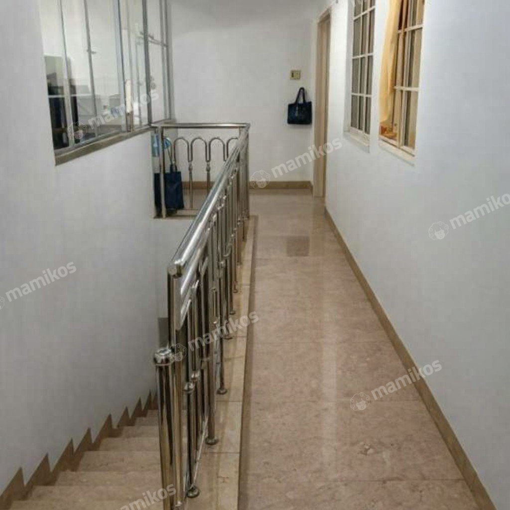 Rumah Sertifikat SHM 4 Kamar Tidur 4 Kamar Mandi Pantai Indah Kapuk Jakarta Utara - Photo 2