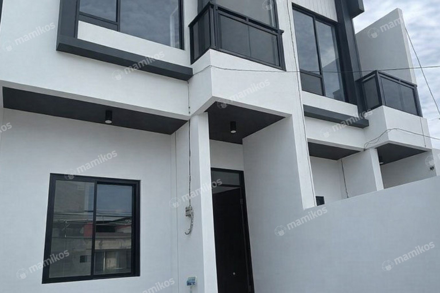 Rumah Sertifikat SHM 4 Kamar Tidur 3 Kamar Mandi Tanjung Duren Jakarta Barat