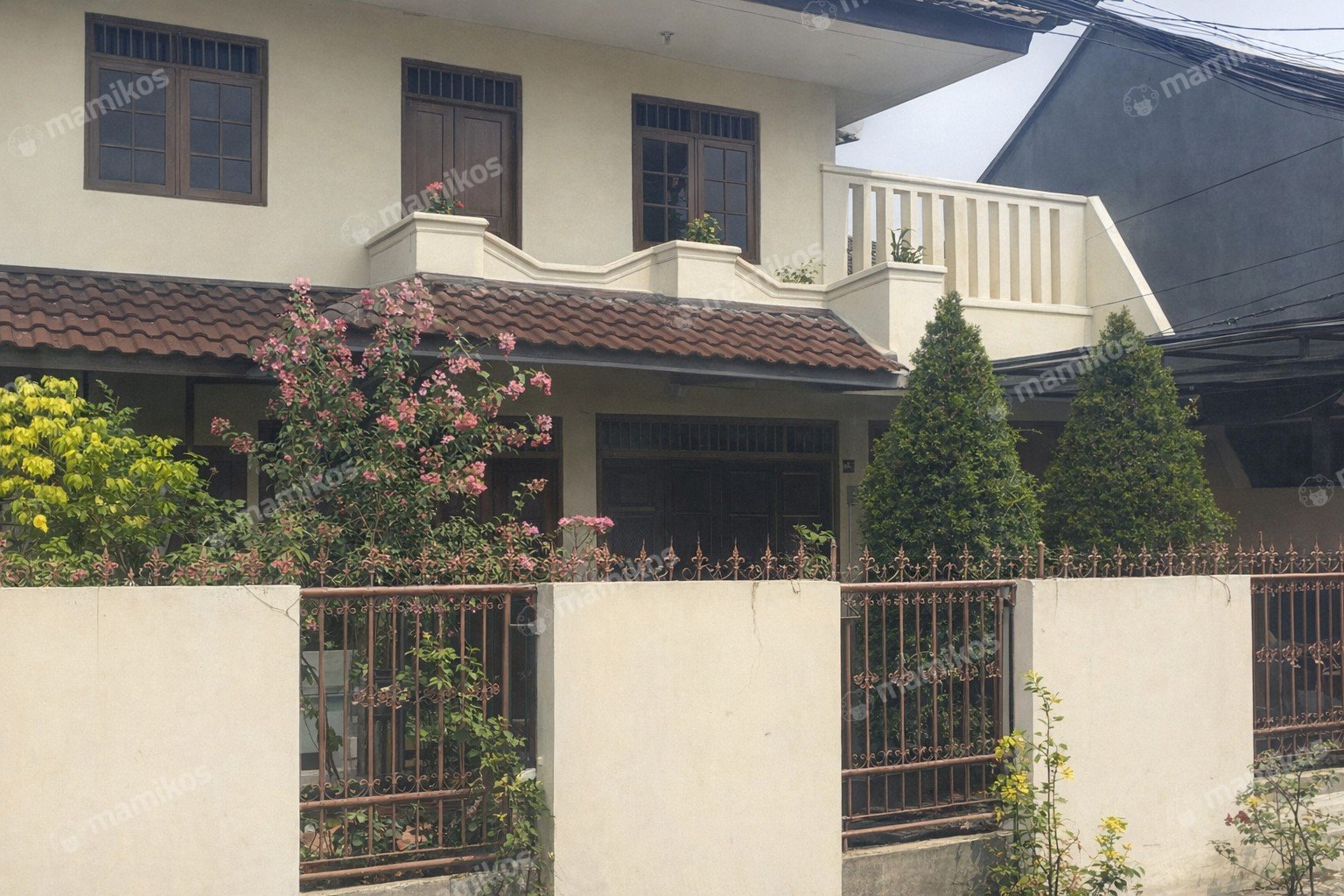Rumah Sertifikat SHM 4 Kamar Tidur 3 Kamar Mandi Meruya Jakarta Barat