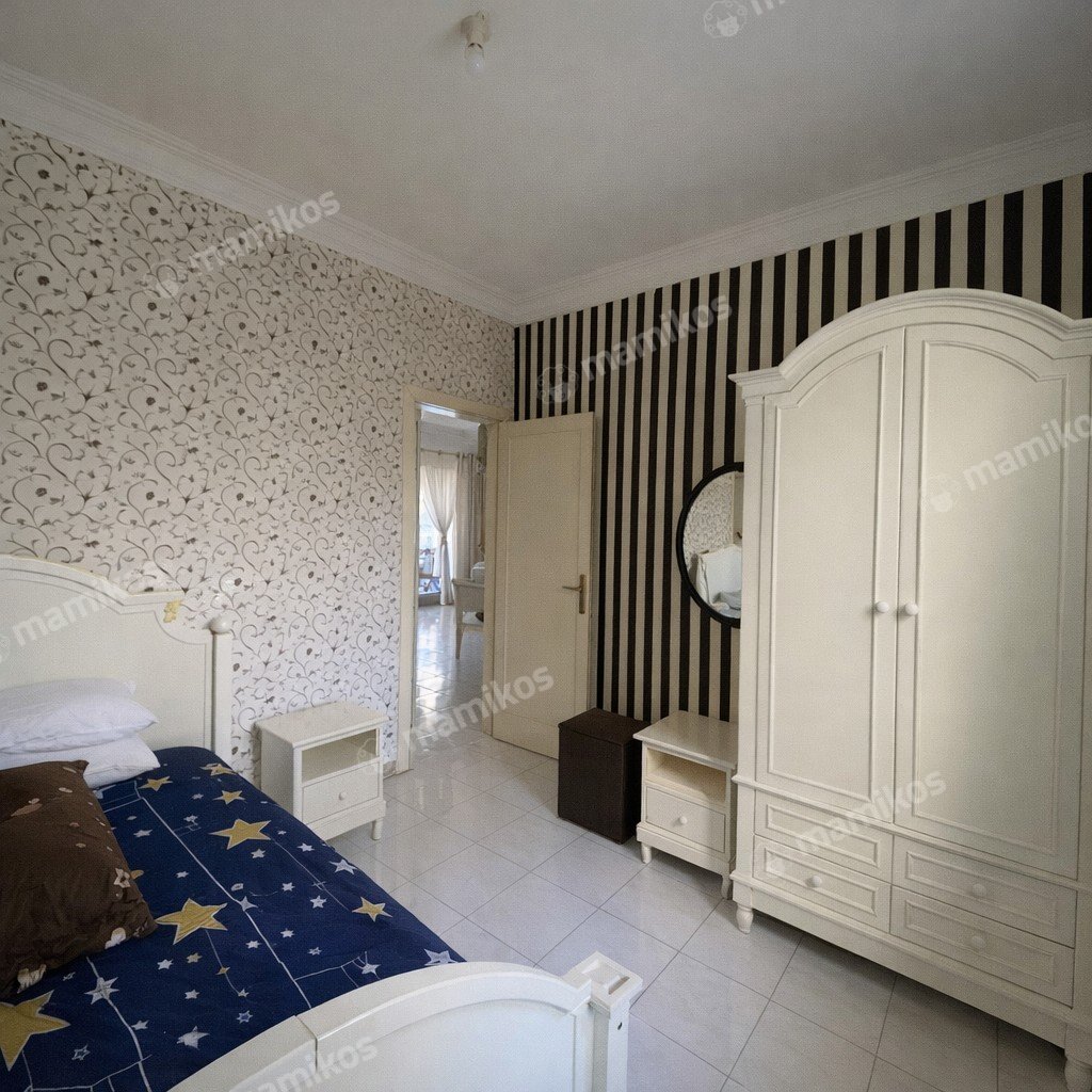 Rumah Sertifikat SHM 4 Kamar Tidur 3 Kamar Mandi Kota Wisata Jakarta Timur - Photo 3