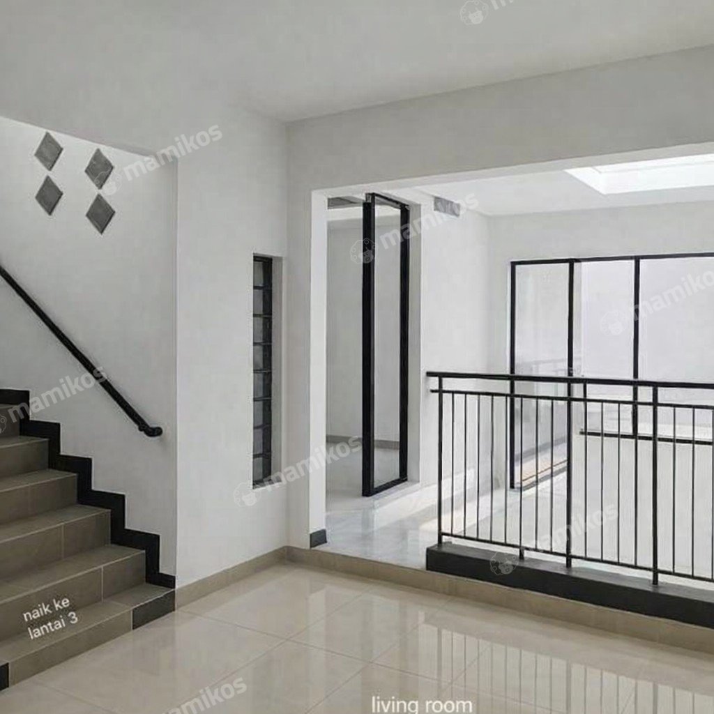 Rumah Sertifikat SHM 3 Kamar Tidur 3 Kamar Mandi Metland Puri Jakarta Barat - Photo 2