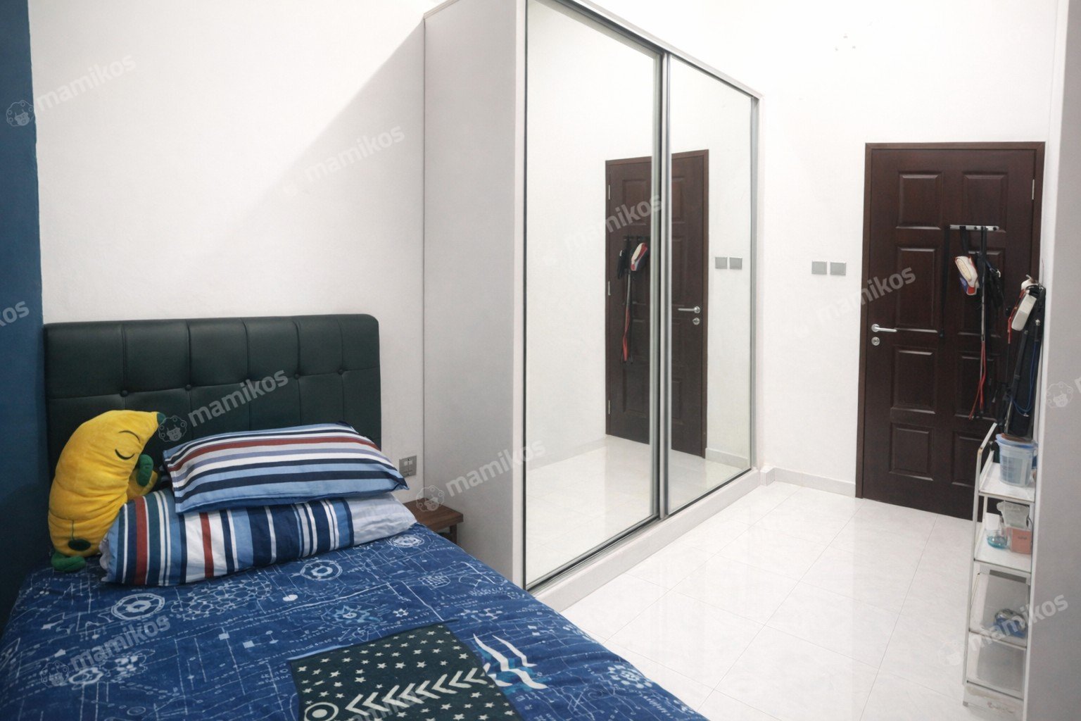 Rumah Sertifikat SHM 11 Kamar Tidur 9 Kamar Mandi Kebon Jeruk Jakarta Barat - Photo 4