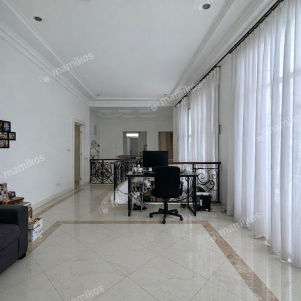 Rumah Sertifikat SHM 6 Kamar Tidur 4 Kamar Mandi Cipete Jakarta Selatan - Photo 4