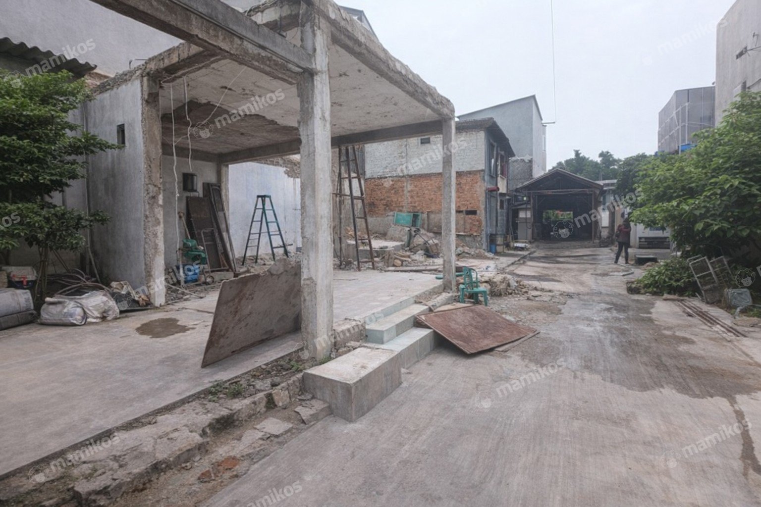 Rumah Sertifikat PPJB 5 Kamar Tidur 3 Kamar Mandi Jembatan Besi Jakarta Barat