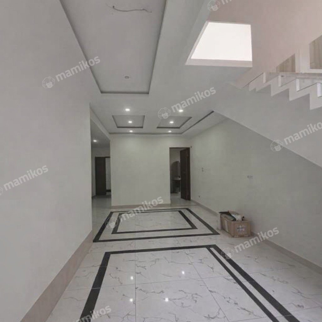 Rumah Sertifikat SHM 3 Kamar Tidur 3 Kamar Mandi Taman Ratu Jakarta Barat - Photo 2