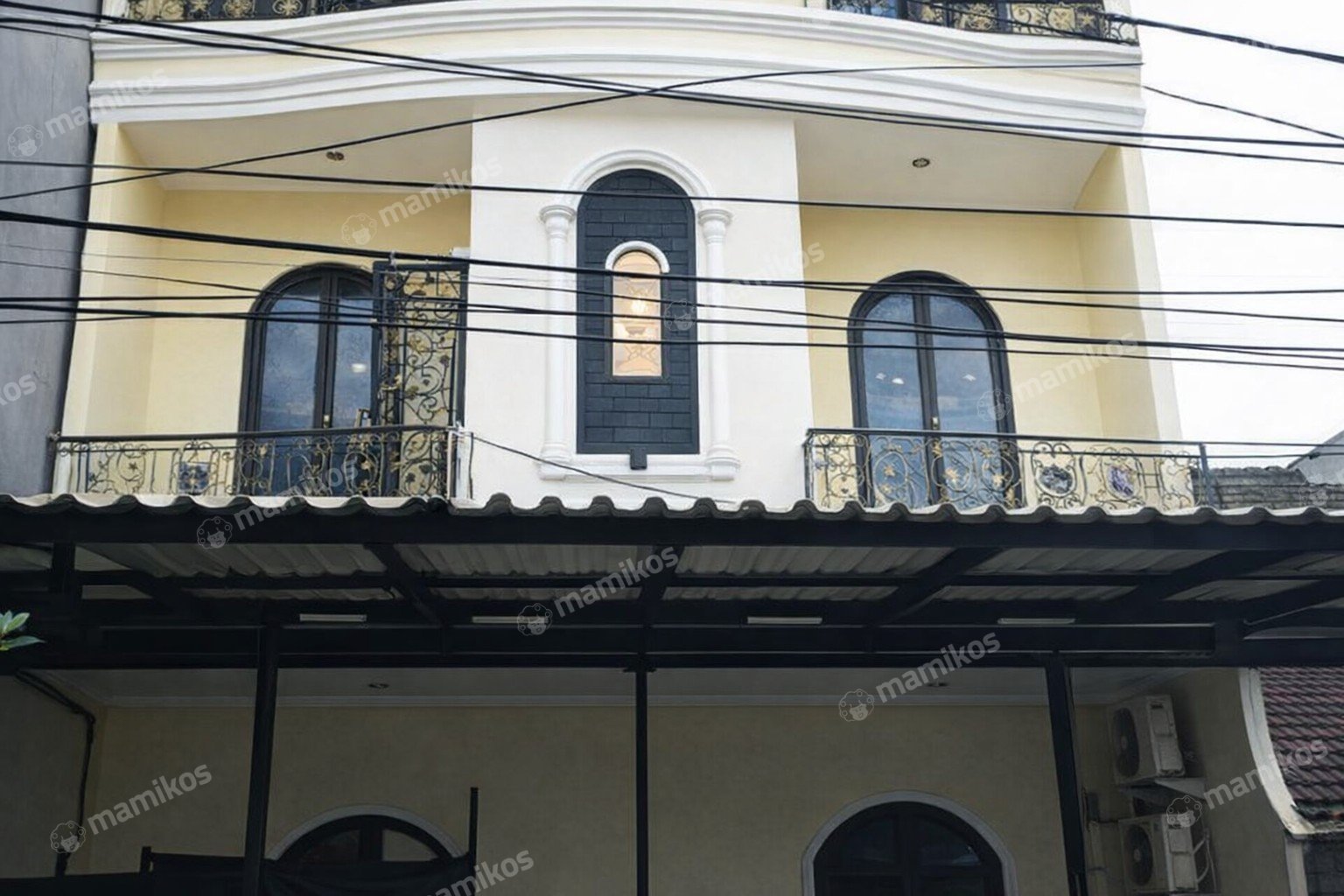 Rumah Sertifikat SHM 6 Kamar Tidur 5 Kamar Mandi Kelapa Gading Jakarta Utara