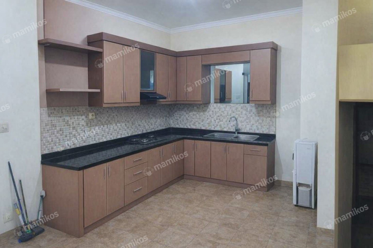 Rumah Sertifikat SHM 6 Kamar Tidur 5 Kamar Mandi Kelapa Gading Jakarta Utara - Photo 3