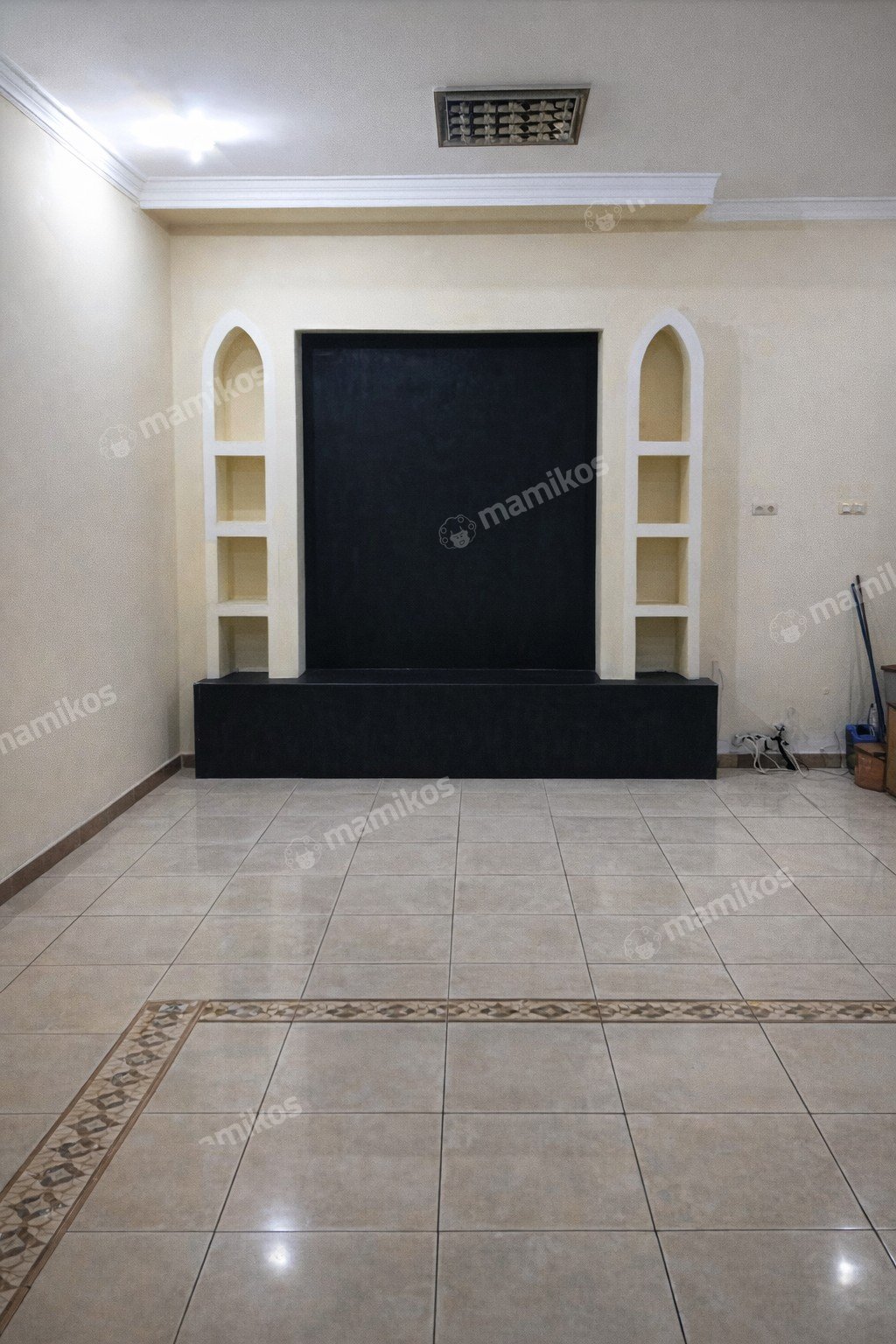 Rumah Sertifikat SHM 6 Kamar Tidur 5 Kamar Mandi Kelapa Gading Jakarta Utara - Photo 4