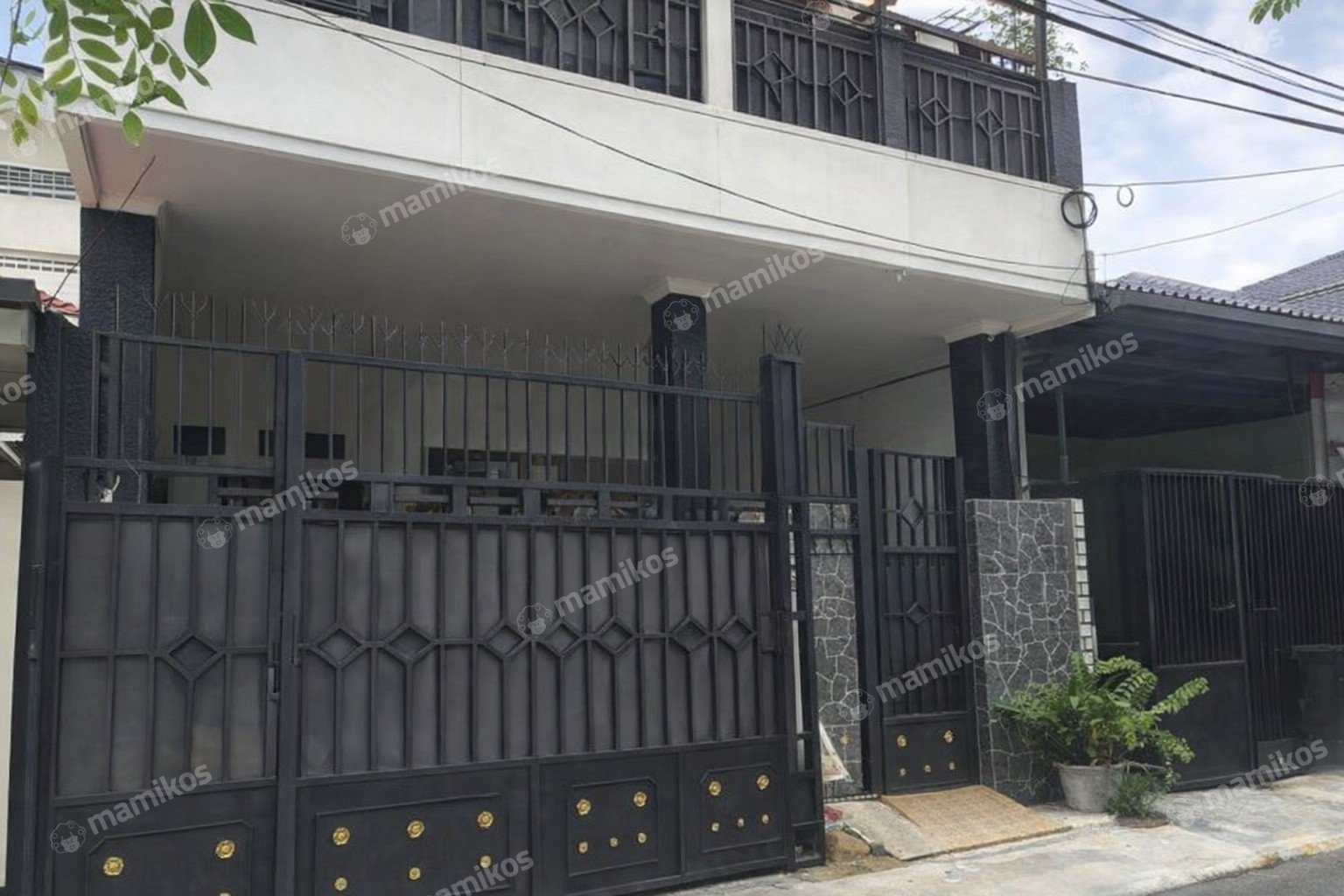 Rumah Sertifikat SHM 4 Kamar Tidur 3 Kamar Mandi Duren Sawit Jakarta Timur