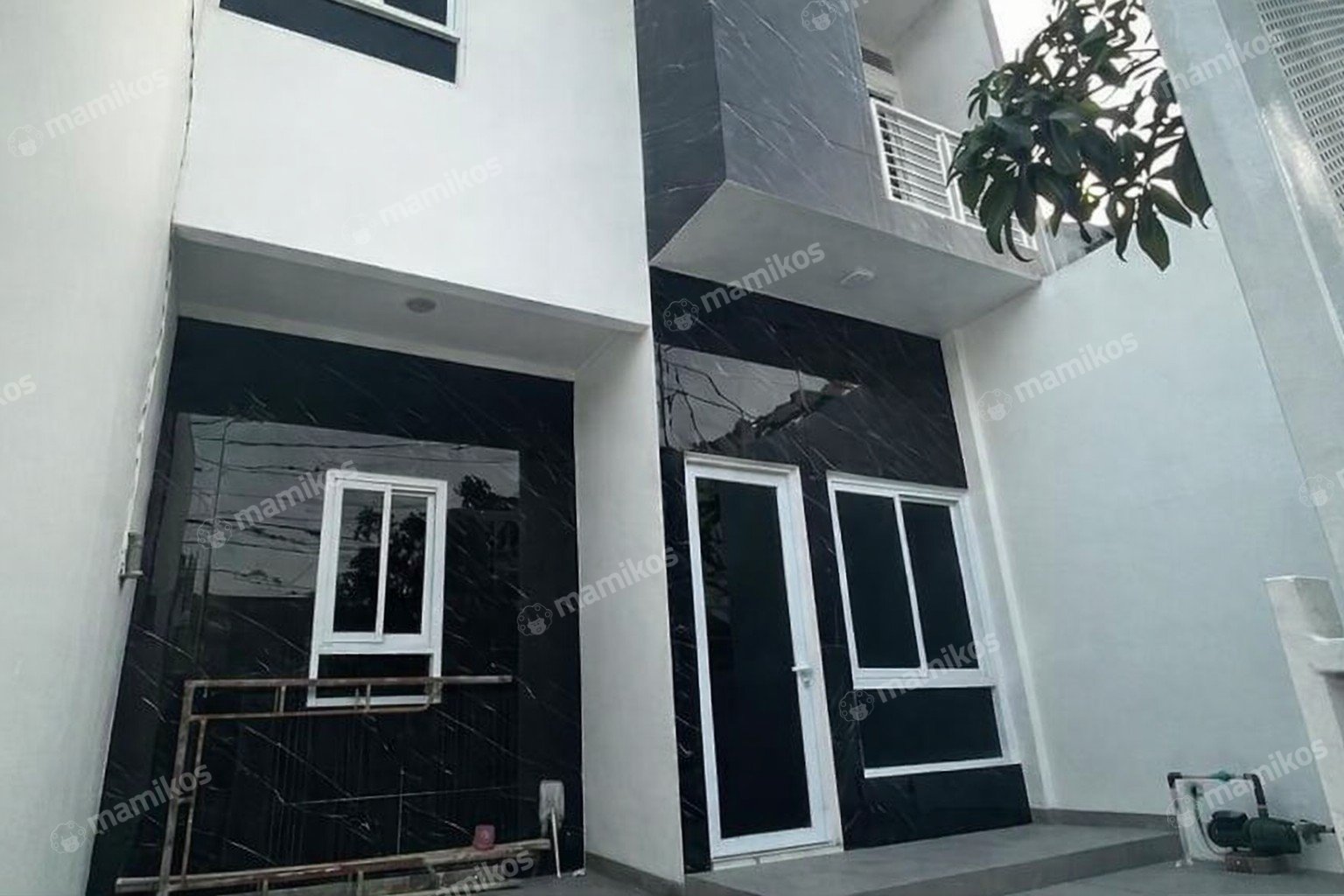 Rumah Baru Sertifikat SHM 4 Kamar Tidur Kelapa Gading Jakarta Utara