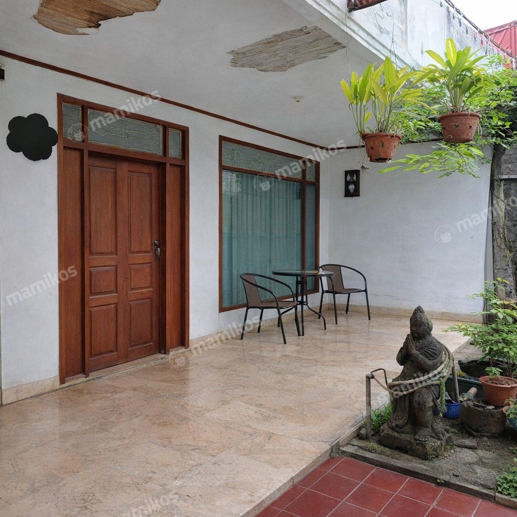 Rumah Sertifikat SHM 4 Kamar Tidur 2 Kamar Mandi Radio Dalam Jakarta Selatan - Photo 3