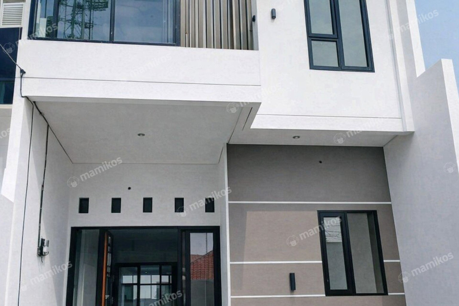 Rumah Sertifikat SHM 4 Kamar Tidur 4 Kamar Mandi Pondok Kelapa Jakarta Timur