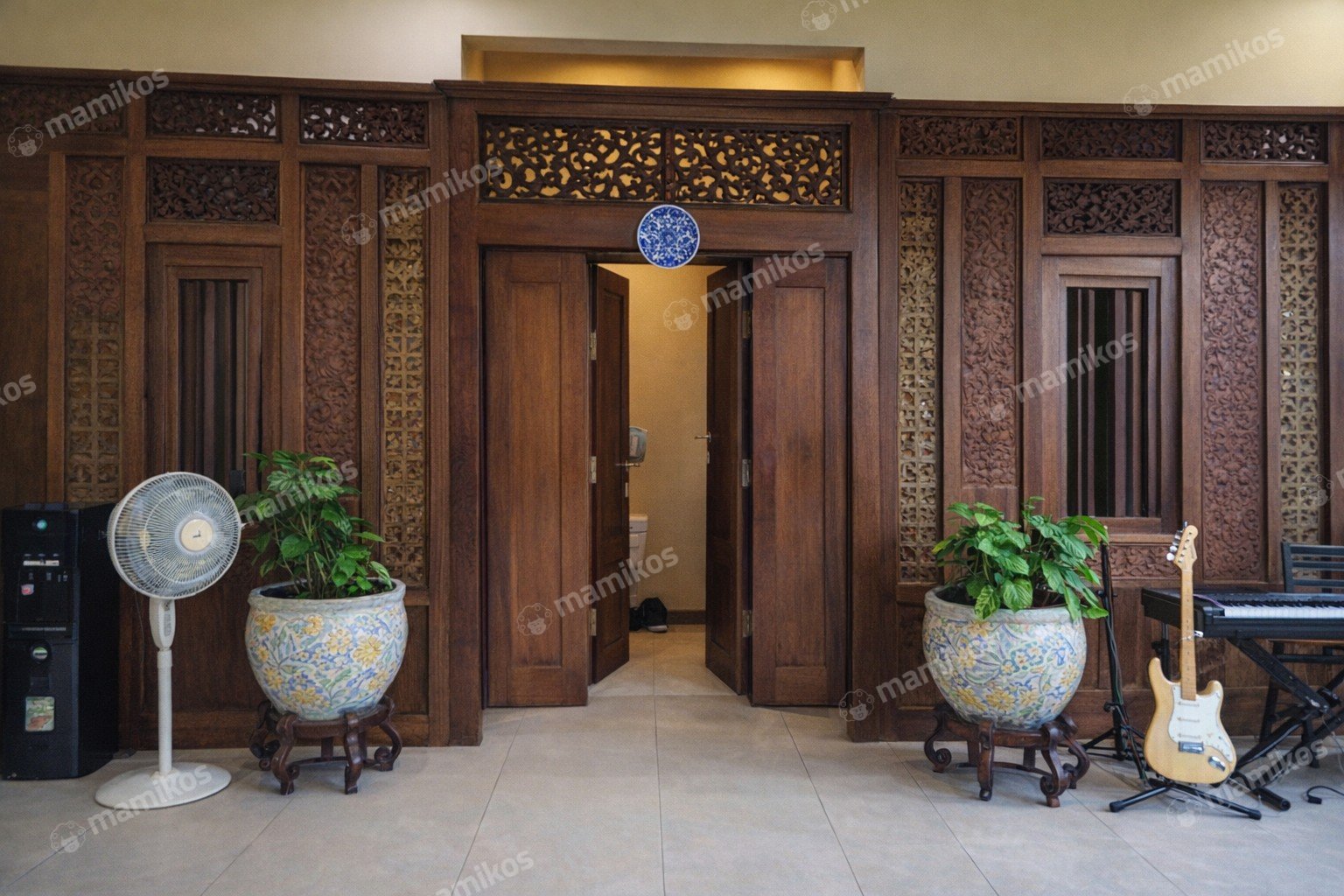 Rumah Sertifikat SHM 4 Kamar Tidur 3 Kamar Mandi Pondok Indah Jakarta Selatan - Photo 2