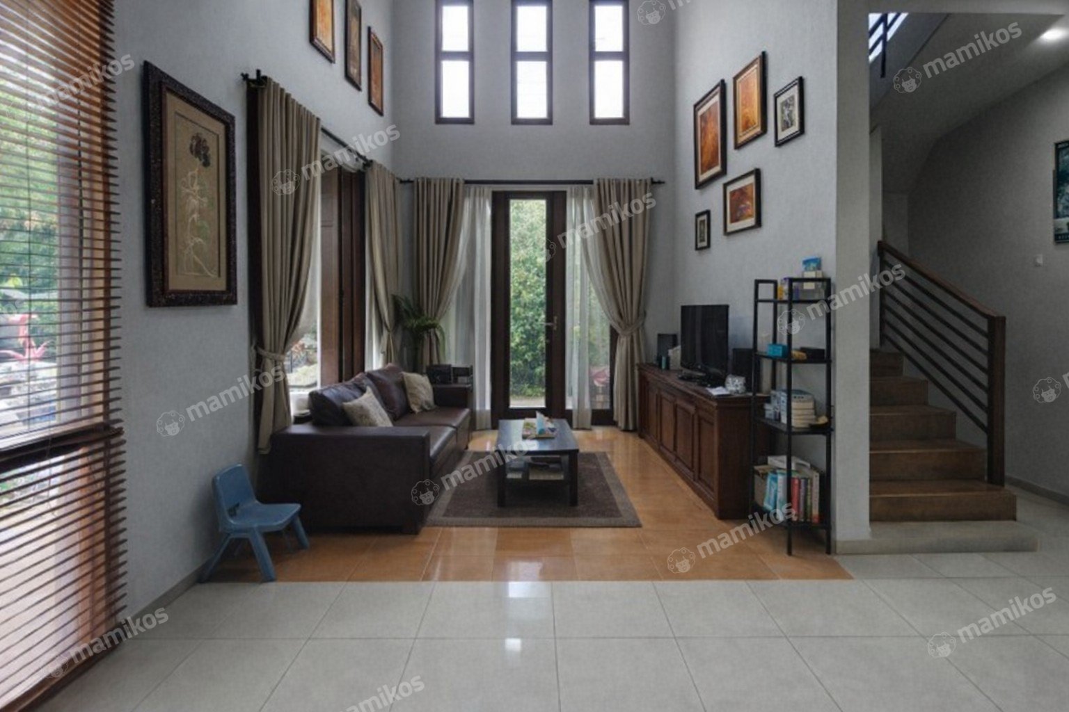 Rumah Sertifikat SHM 4 Kamar Tidur 3 Kamar Mandi Pondok Indah Jakarta Selatan - Photo 4