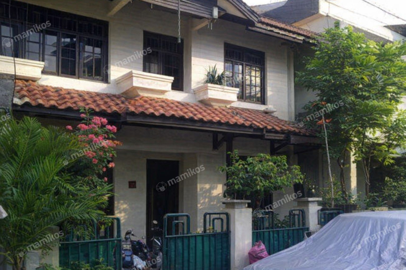 Rumah 9KT 4KM Tomang Jakarta Barat