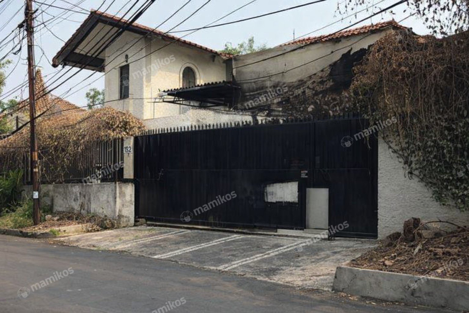 Rumah Sertifikat SHM 2 Lantai patra kuningan Jakarta Selatan
