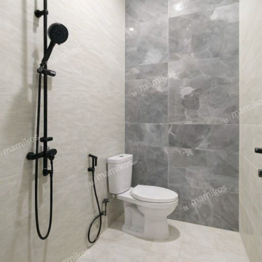 Rumah Sertifikat SHM 4 Kamar Tidur 4 Kamar Mandi Ciracas Jakarta Timur - Photo 5